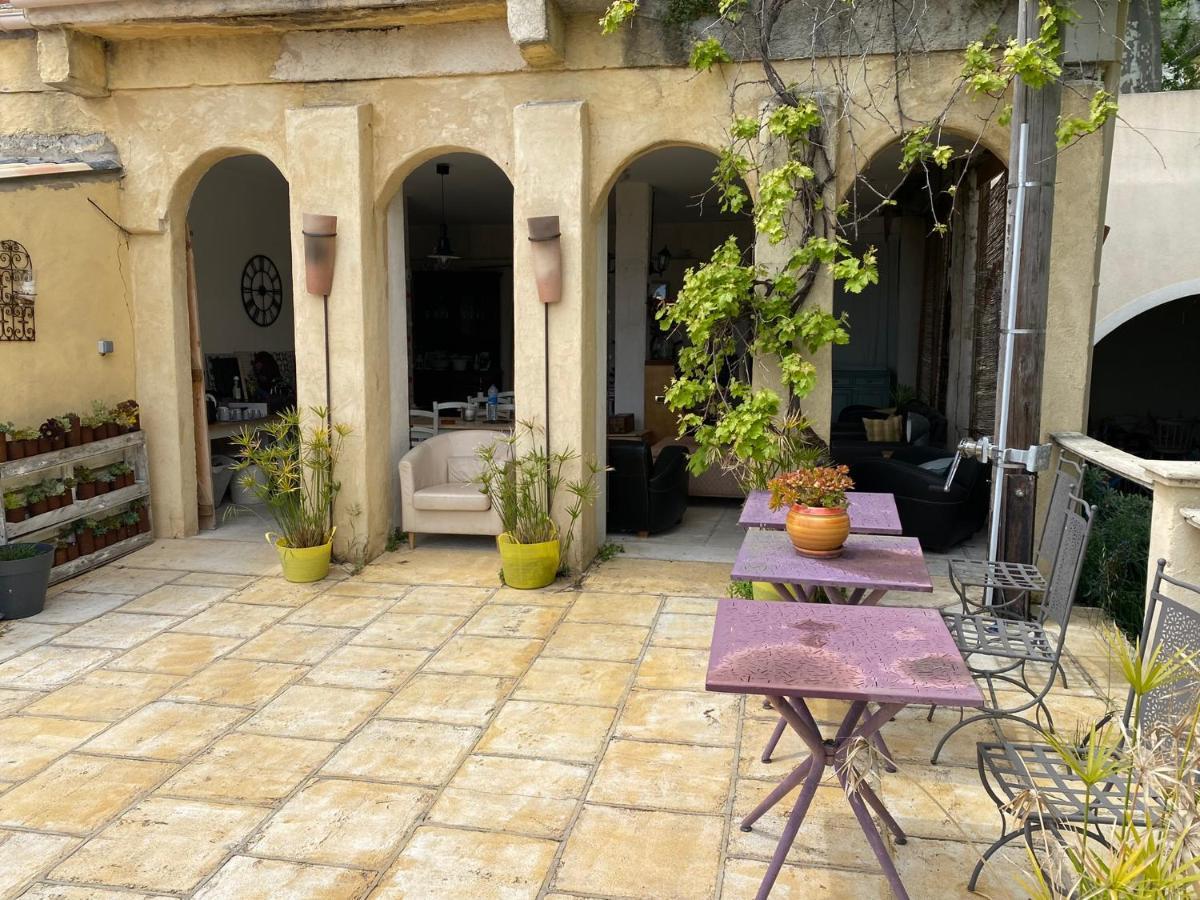 Auberge De La Croix Du Pape Èze Exteriér fotografie